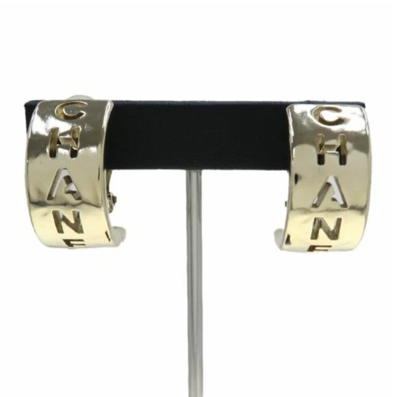 CHANEL Logo Hoop Clip-On Earrings Gold Tone B20P Auth - Picture 1 of 9